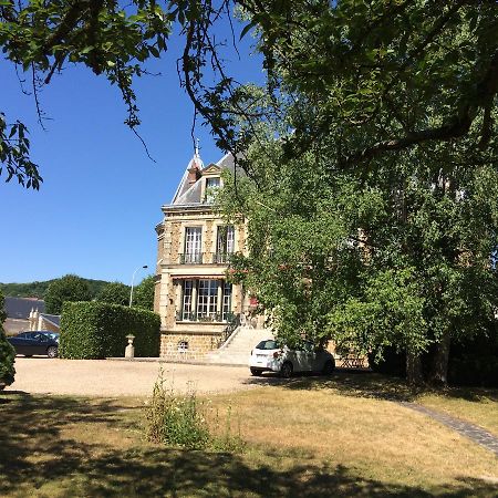 Hostellerie Du Parc Liancourt Exterior foto